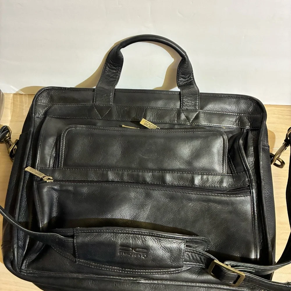 Claire Chase Black Laptop Briefcase Leather Messenger Bag Executive Office 16X13